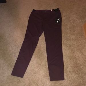 Vera Wang skinny dress pants